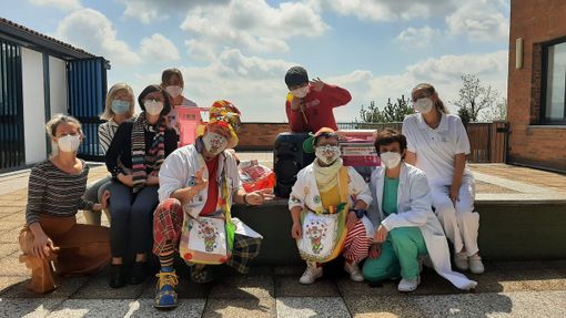 I volontari dei &quot;Nasi per Caso&quot; donano un macchinario per la riabilitazione alla Neuropsichiatria Infantile di Ivrea