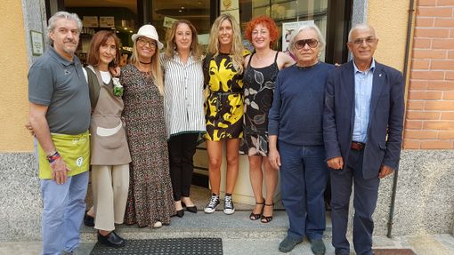 Inaugurata la personale di Barbara Merola al “Caffè Firenze” Inaugurata la personale di Barbara Merola al “Caffè Firenze”