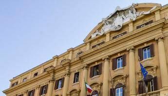 Affitti brevi, banche e tassa sui mini pacchi: cosa cambia in Manovra Affitti brevi, banche e tassa sui mini pacchi: cosa cambia in Manovra