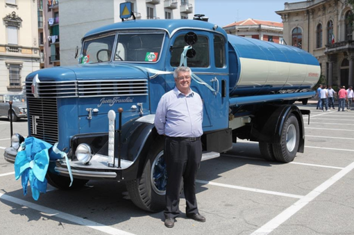 Camion storici, porte aperte allo showroom della "Collezionae Marazzato" Camion storici, porte aperte allo showroom della "Collezionae Marazzato"