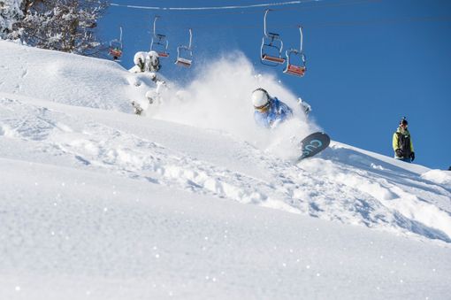 Pian Munè di Paesana, fu così che la stagione sciistica proseguì anche nel mese di marzo