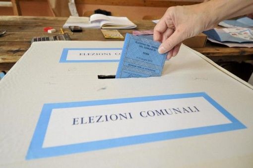 Ballottaggi, alle ore 19 nel Torinese ha votato meno del 30% degli elettori Ballottaggi, alle ore 19 nel Torinese ha votato meno del 30% degli elettori