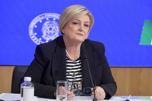 Calderone “Incontro positivo con i sindacati sulla sicurezza sul lavoro” Calderone “Incontro positivo con i sindacati sulla sicurezza sul lavoro”