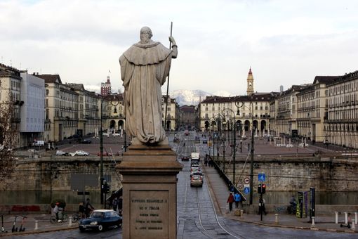 Coronavirus, Piemonte tra le regioni a rischio di misure più restrittive