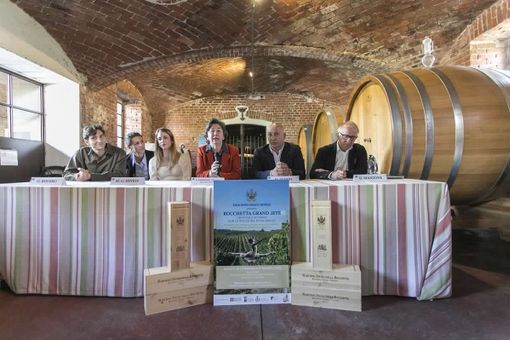 “Rocchetta Grand Jeté”, Galà di Danza con i ballerini del Royal Ballet di Londra fra le splendide colline del Monferrato e la loro Barbera “Rocchetta Grand Jeté”, Galà di Danza con i ballerini del Royal Ballet di Londra fra le splendide colline del Monferrato e la loro Barbera