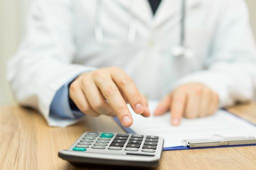 In Piemonte il 5% di chi chiede un prestito lo fa per pagare le cure mediche