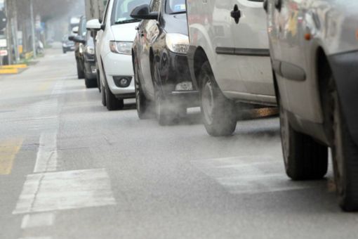 Scende lo smog, domani a Torino e provincia via libera ai diesel Euro 4 e 5 Scende lo smog, domani a Torino e provincia via libera ai diesel Euro 4 e 5