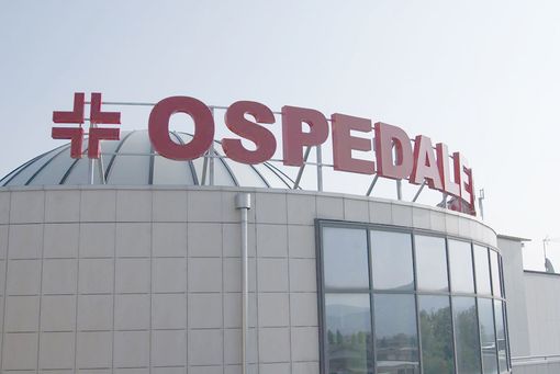 1500 mascherine chirurgiche per l'ospedale di Settimo