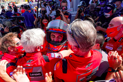 Pecco Bagnaia vince il MotoGp di Aragon