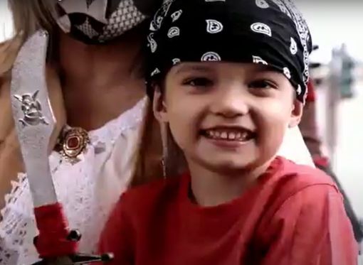 bimbo vestito da pirata bimbo vestito da pirata