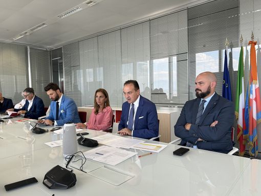 La Regione presenta l'iniziativa Protezione sociale La Regione presenta l'iniziativa Protezione sociale