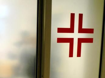 Roma, donna muore dopo liposuzione: tre indagati per omicidio colposo Roma, donna muore dopo liposuzione: tre indagati per omicidio colposo