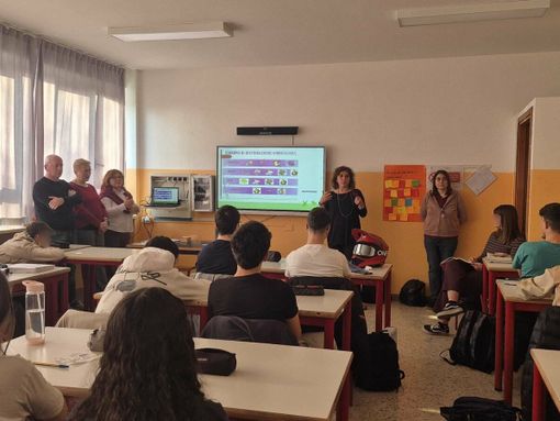 Incontri nelle scuole Incontri nelle scuole