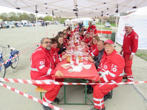 “Affari d’oro”, il mercatino dell’usato di Settimo Torinese si sposta in Piazza Freidano “Affari d’oro”, il mercatino dell’usato di Settimo Torinese si sposta in Piazza Freidano