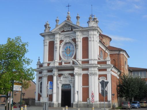 La piazza di Castelrosso