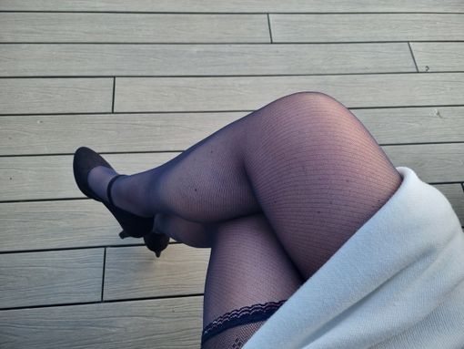 Nel 2026 le calze in nylon festeggiano 86 anni