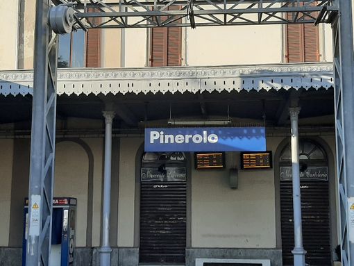 La protesta dei Comuni della Pinerolo-Chivasso: “Rischiamo di restare isolati” La protesta dei Comuni della Pinerolo-Chivasso: “Rischiamo di restare isolati”
