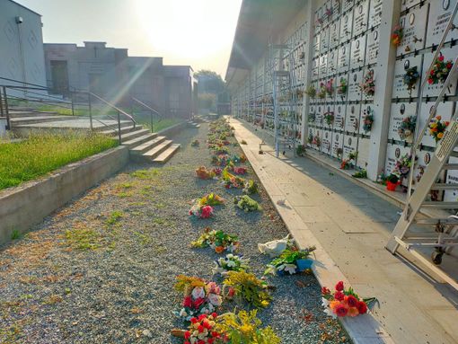 Raid di ladri nei cimiteri di Chivasso: compromesse diverse tombe