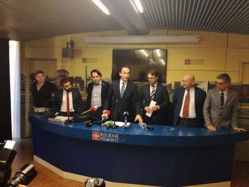 FCA, vertice con la Regione. Cirio: "Confermato il Piano: piena occupazione dal 2022, 2 miliardi su Mirafiori e Grugliasco e tre centri direzionali tra Torino, Usa e Francia" FCA, vertice con la Regione. Cirio: "Confermato il Piano: piena occupazione dal 2022, 2 miliardi su Mirafiori e Grugliasco e tre centri direzionali tra Torino, Usa e Francia"