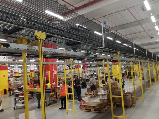 Stabilimento Amazon di Torrazza Piemonte
