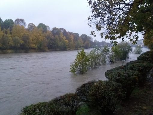 Ancora allerta rossa per Valli Orco, Lanzo, bassa Val Susa e Sangone, resta arancione per tutte le altre