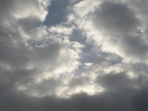 Meteo, graduale miglioramento nel weekend. Ma per il sole si dovrà aspettare