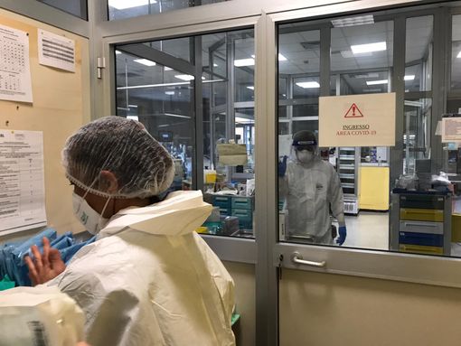 Sanità, ora medici e infermieri alzano la voce: “Manca personale. Subito assunzioni in Piemonte o sarà stato di agitazione”