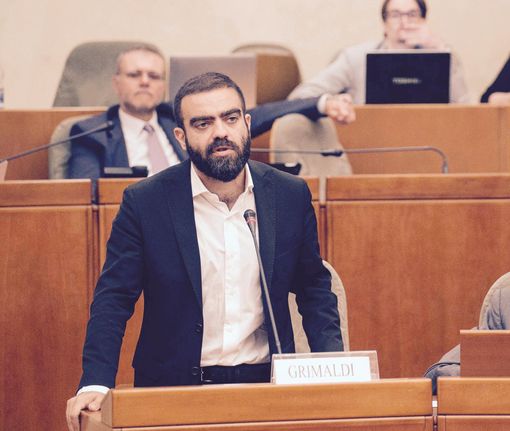 Coronavirus nelle fabbriche, Grimaldi (LUV): &quot;Ancora troppe attività aperte e molti atteggiamenti irresponsabili da parte delle imprese&quot;