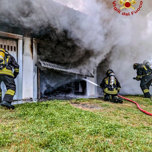 Incendio in un garage di Chivasso