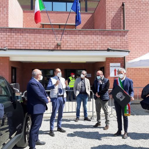 Covid, Il Presidente Cirio in visita al centro vaccinale di Chivasso: &quot;I vaccini sono tutti uguali, sicuri ed efficaci&quot;