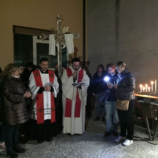 &quot;Una via Crucis per le persone che soffrono&quot;