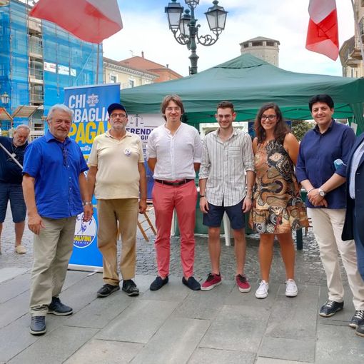 Il gazebo della Lega a Chivasso
