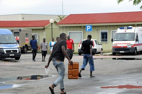 Settimo: arrivati 50 migranti al Centro Fenoglio