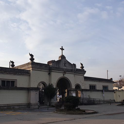 Il cimitero di Volpiano