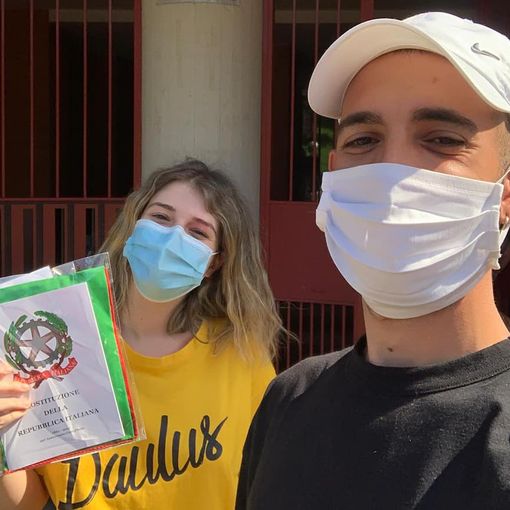 La consegna della Costituzione ai neo diciottenni