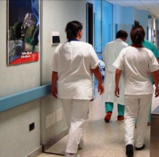 Ferie e recupero ore del personale sanitario: la Regione sospende il blocco