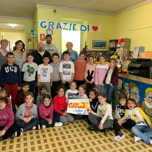 I regali di Amazon alle scuole di Torrazza Piemonte
