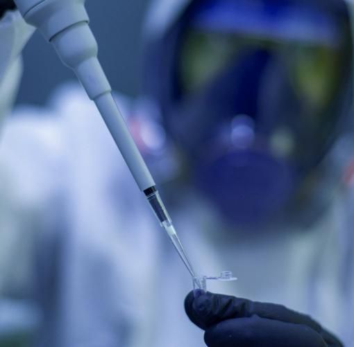 La catena del freddo piemontese che &quot;protegge&quot; il vaccino anti-Covid: come funziona [VIDEO]