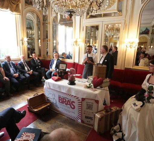 Matteo Baronetto è ambasciatore della salsiccia di Bra: presentata al &quot;Del Cambio” la manifestazione Bra’s (Video)