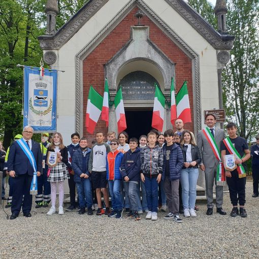 Volpiano, il Consiglio comunale dei ragazzi protagonista delle celebrazioni per il 25 aprile