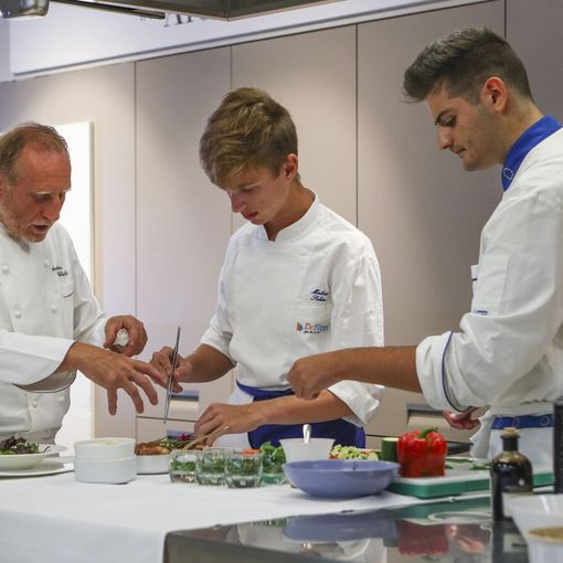 Alta formazione per &quot;creare&quot; gli chef e i professionisti del mondo Ho.Re.Ca. di domani: lunedì l’open day online dell’Istituto De Filippi di Varese