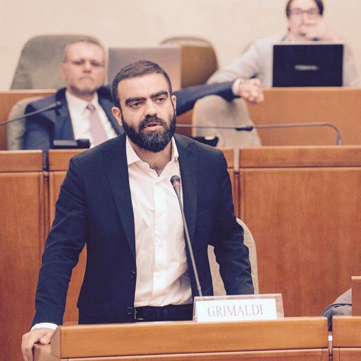 Coronavirus nelle fabbriche, Grimaldi (LUV): &quot;Ancora troppe attività aperte e molti atteggiamenti irresponsabili da parte delle imprese&quot;