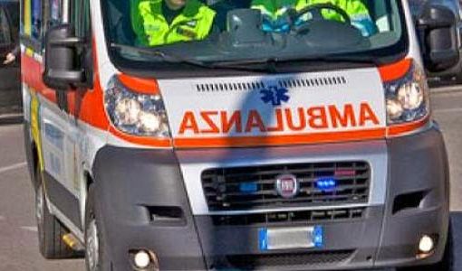 Tragedia a Bosconero, uomo si sente male al volante e muore