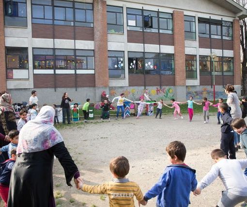 bambini che giocano