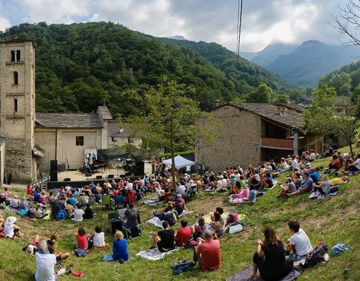 Evento all'aperto in campagna