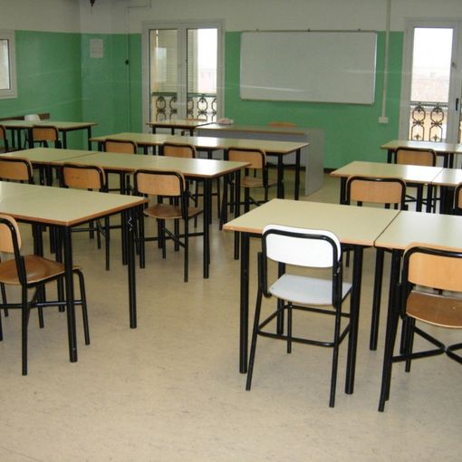 Scuole di infanzia e primaria, Flc Cgil fa volantinaggio contro il taglio dei posti in organico