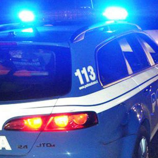 Chivasso, è caccia al pirata della strada che ha travolto uomo che si era fermato a prestare soccorso dopo un incidente