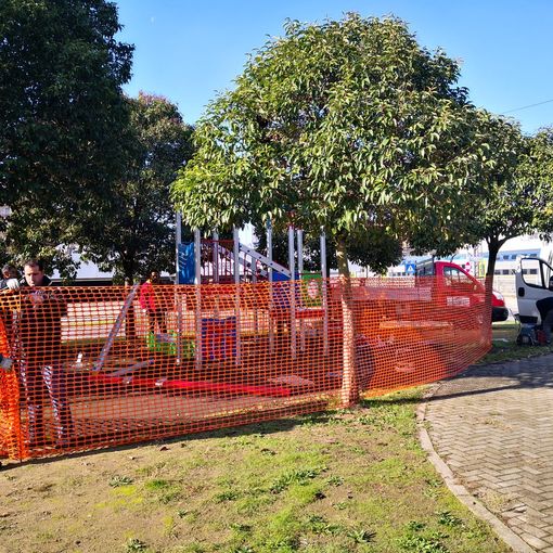 Intervento per i giochi per bambini ai giardini Banfo