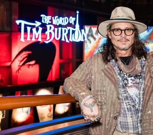 Johnny Depp cerca casa in Piemonte? Il Castello di Montaldo sarebbe in cima alla lista