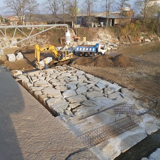 Entro la fine di novembre terminato l’intervento nell’alveo del torrente Malone a protezione del ponte sulla Sp. 220 “di Brandizzo”